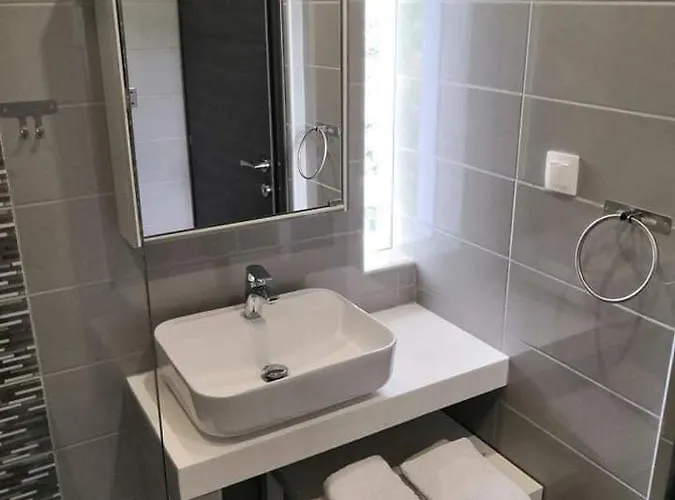 Apartament George 1 *